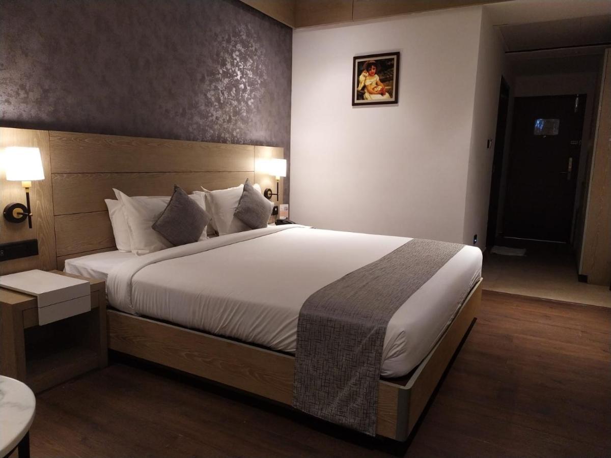 Mothimahal Residency Thrissur Hotel Ngoại thất bức ảnh