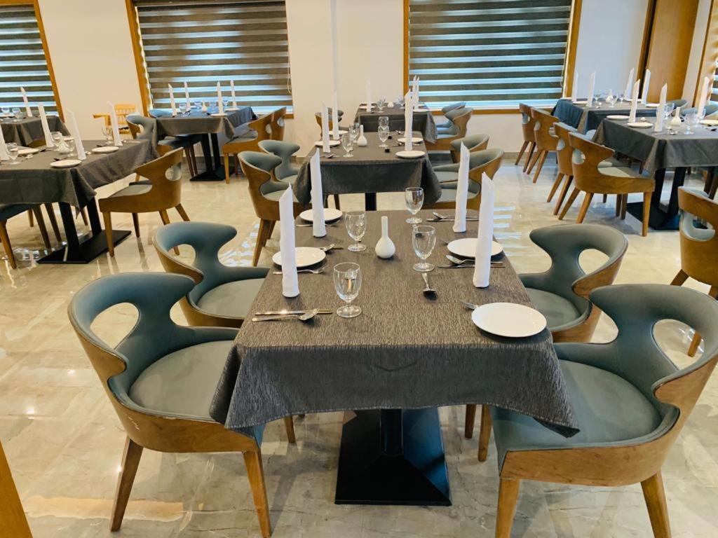 Mothimahal Residency Thrissur Hotel Ngoại thất bức ảnh